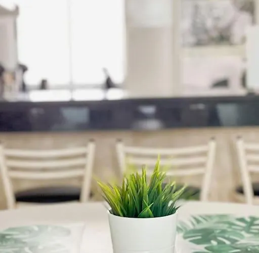 Oceano Azul Luminoso 50 Metros Del Mar En Centro شقة